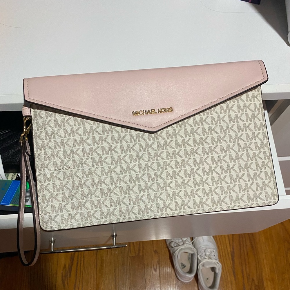 MK bag that came as a set of 3!